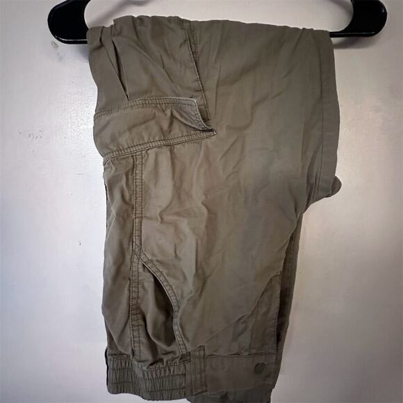 H&M Women’s Olive Green Cargo Pants Divided by Size 6 Casual , Relaxed Utility - Picture 6 of 9